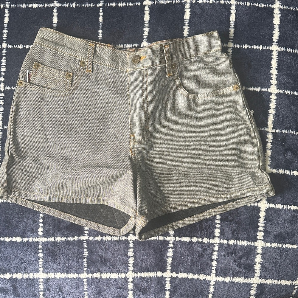 Zena Women's Chic Gray Denim Shorts